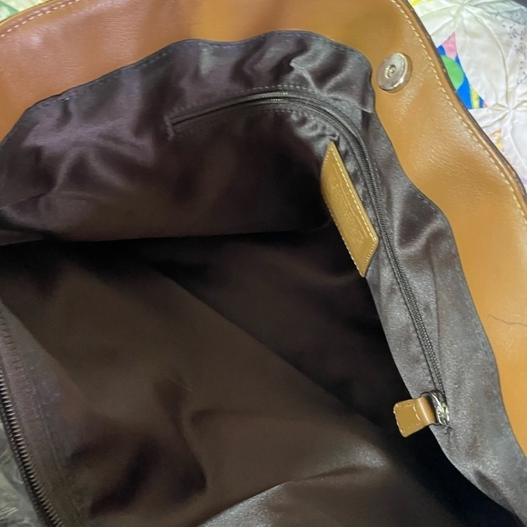 Coach Penelope - Picture 3 of 14